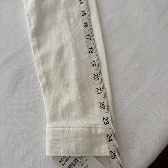 NWT KUT from the Kloth White Denim Jacket – Size M – Nordstrom Classic Style - Picture 8 of 12